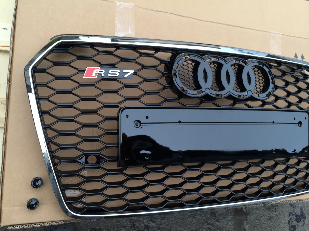 Atrapa grill do Audi A7 LIFT 4G8 (2014-2017) styl RS7 Chrom