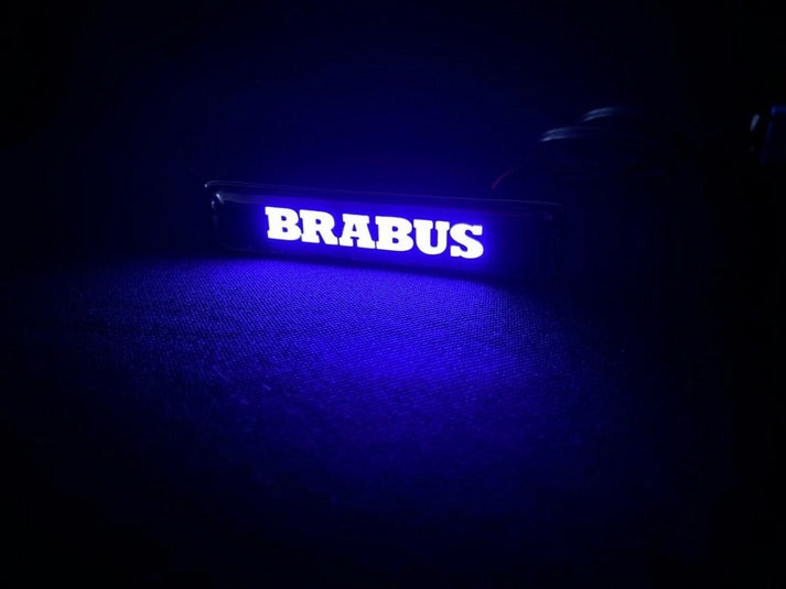 Emblemat grilla led Mercedes-Benz G-klasa W463 1990-2018 styl Brabus