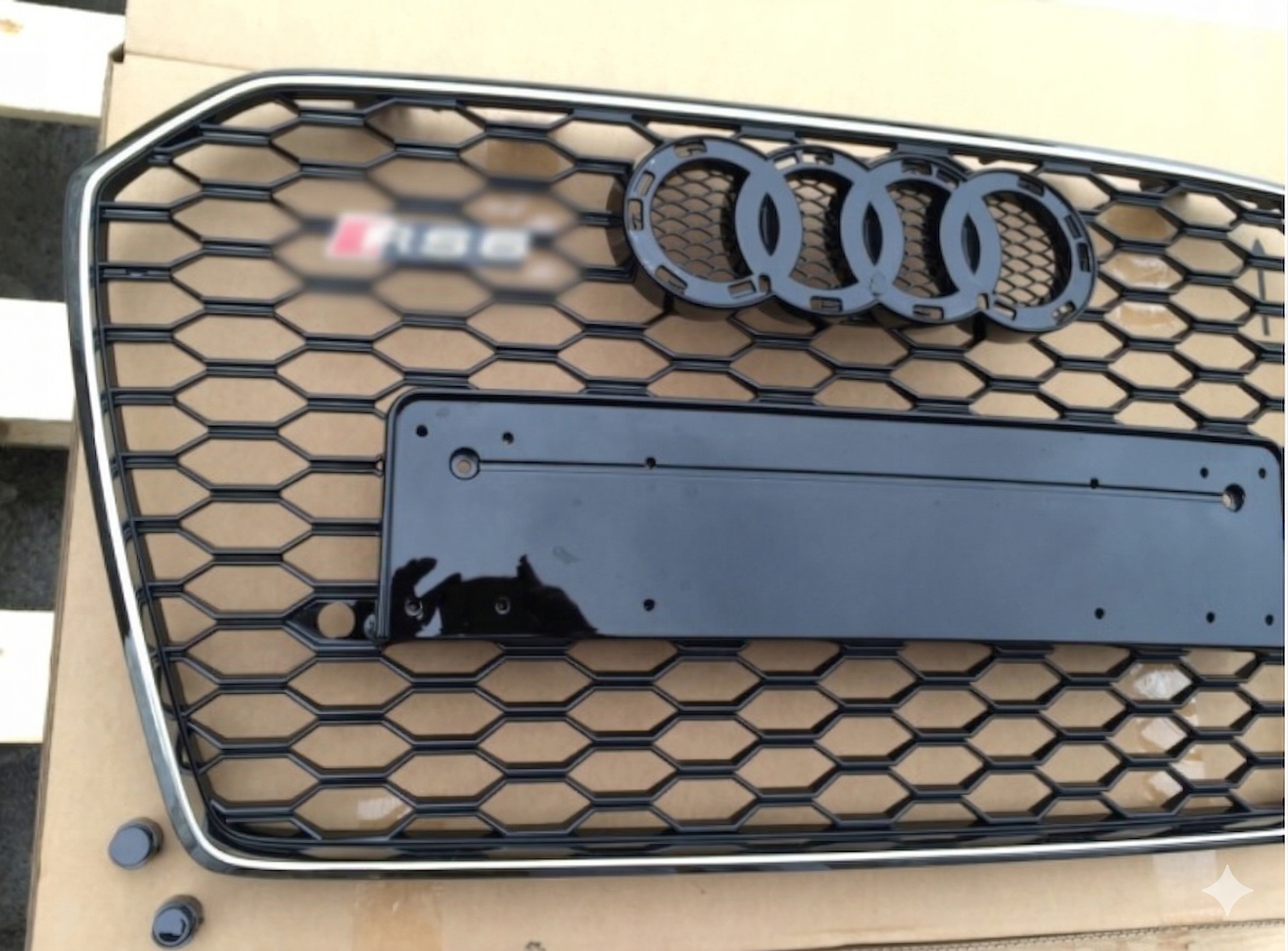 Atrapa grill Audi A6 2015-2018 C7 po liftingu styl RS6 Chrom