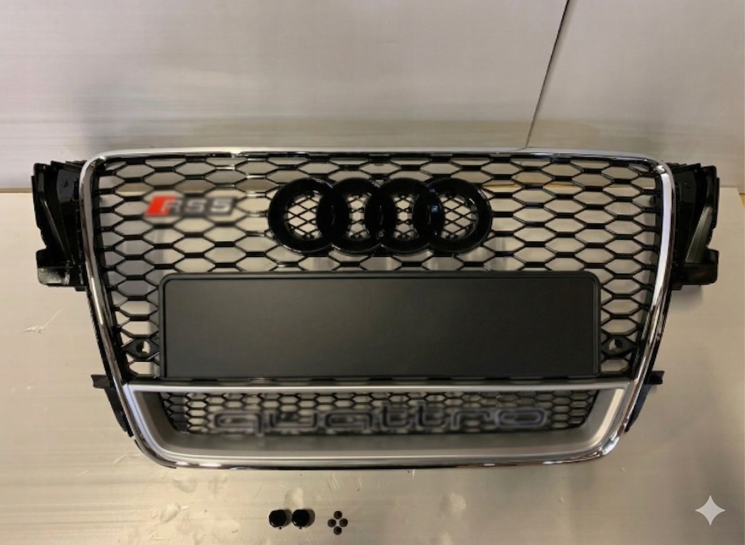 Atrapa grill Audi A5 2008-2011 8T przed liftingiem styl RS5 Chrom Quattro