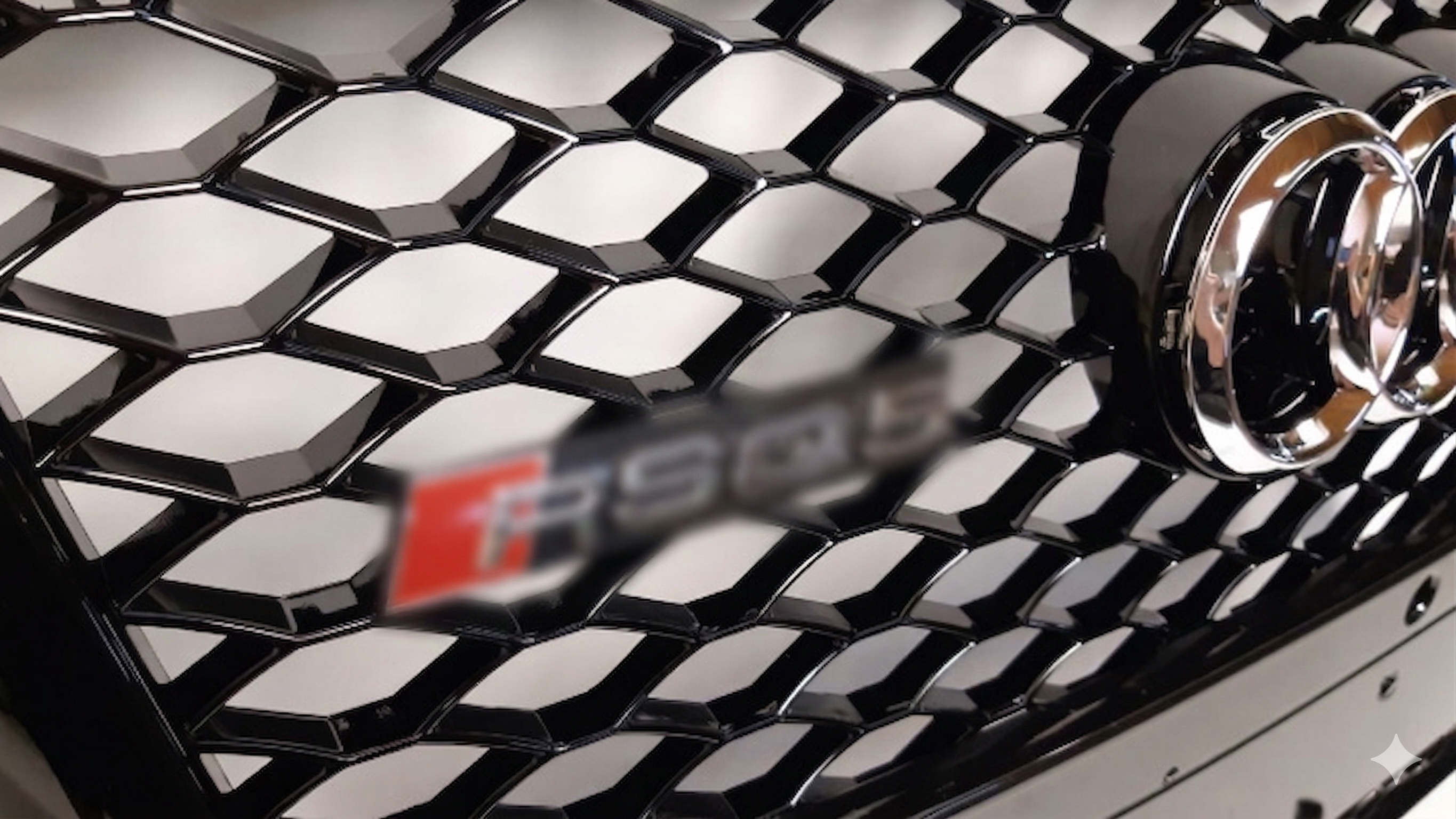 Atrapa grill Audi Q5 8R 2008-2011 przed liftingieml styl RSQ5 Black