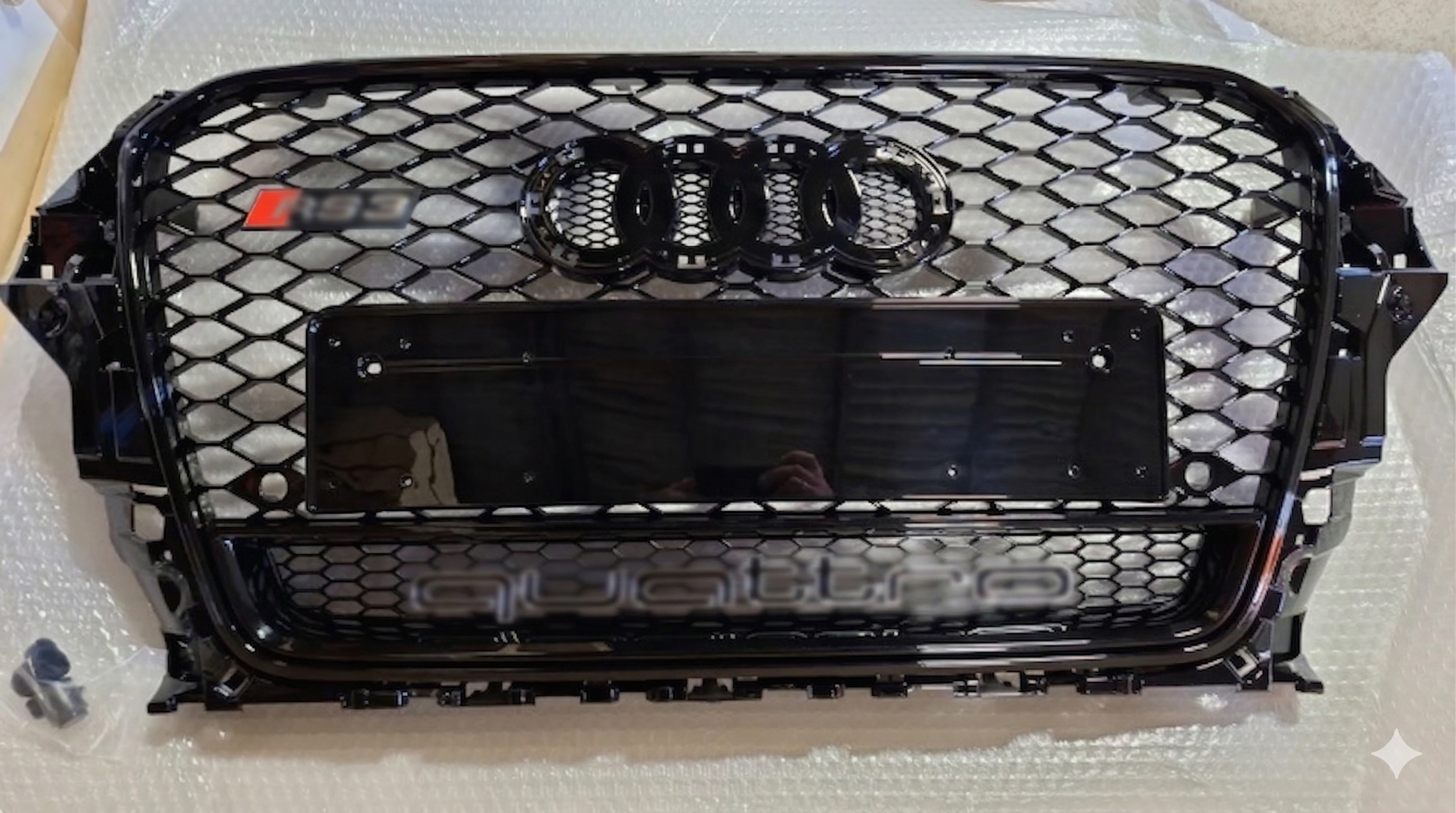 Atrapa grill Audi A3 2011-2015 8V przed liftingieml RS3 Black Quattro