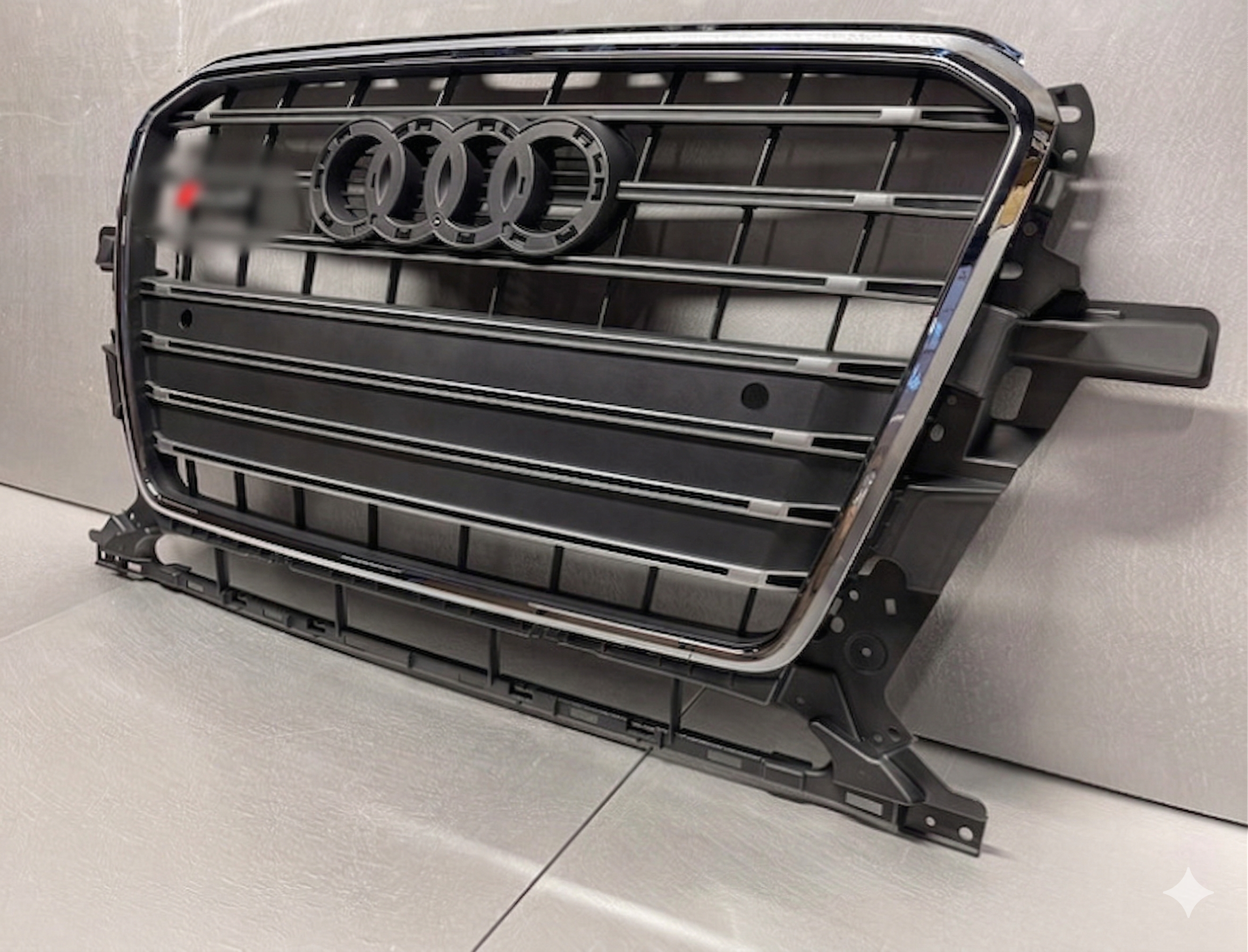 Atrapa grill Audi Q5 8R 2012-2015 po liftingu styl SQ5 Grey Chrom