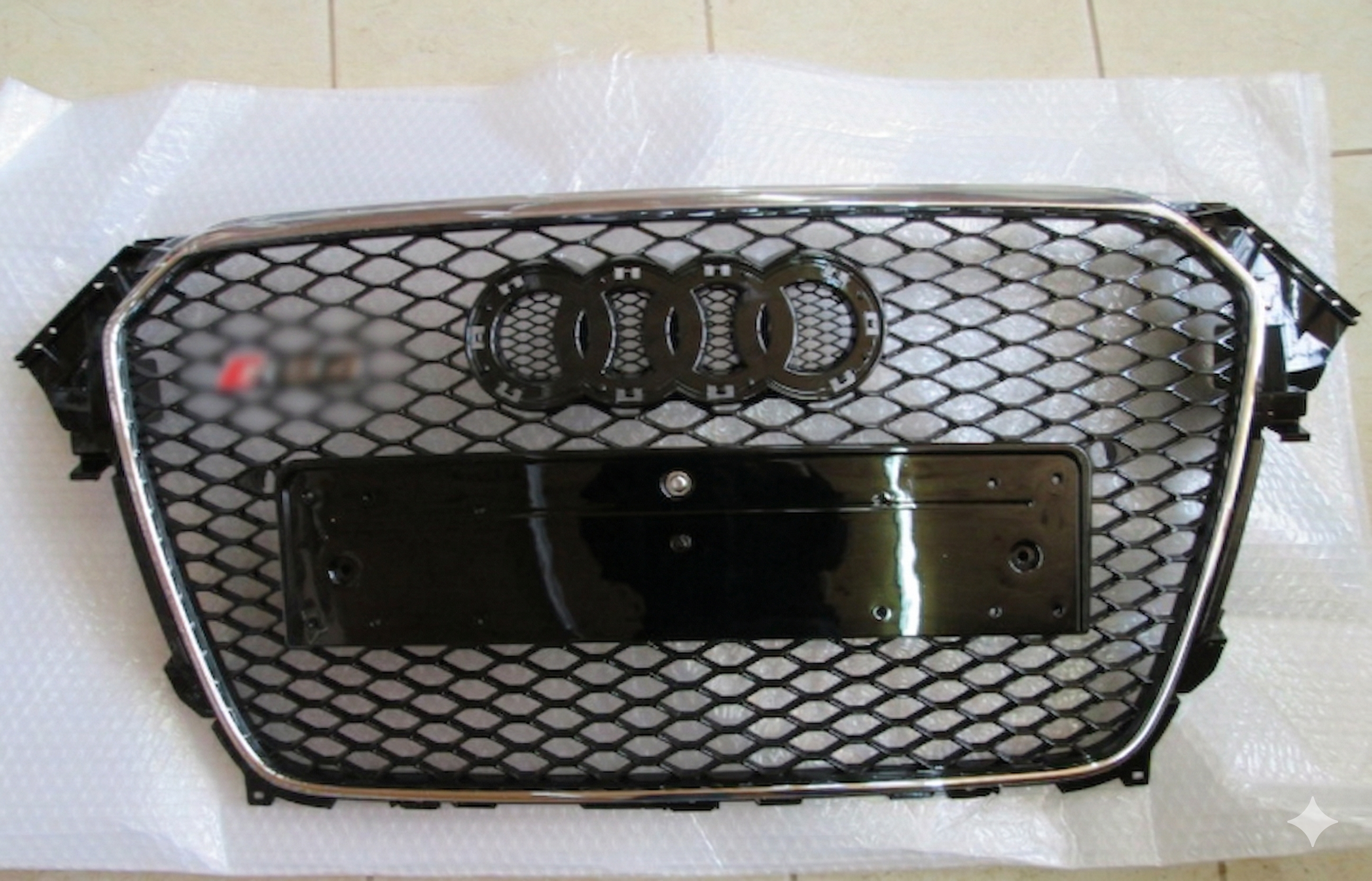 Atrapa grill Audi A4 2011-2014 B8 po liftingu styl RS4 Chrom