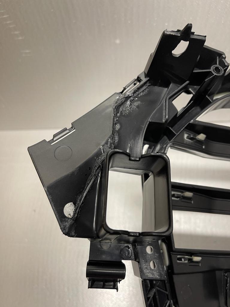 Atrapa grill Audi A4 2011-2014 B8 po liftingu styl S4 Black NAPRAWIONA