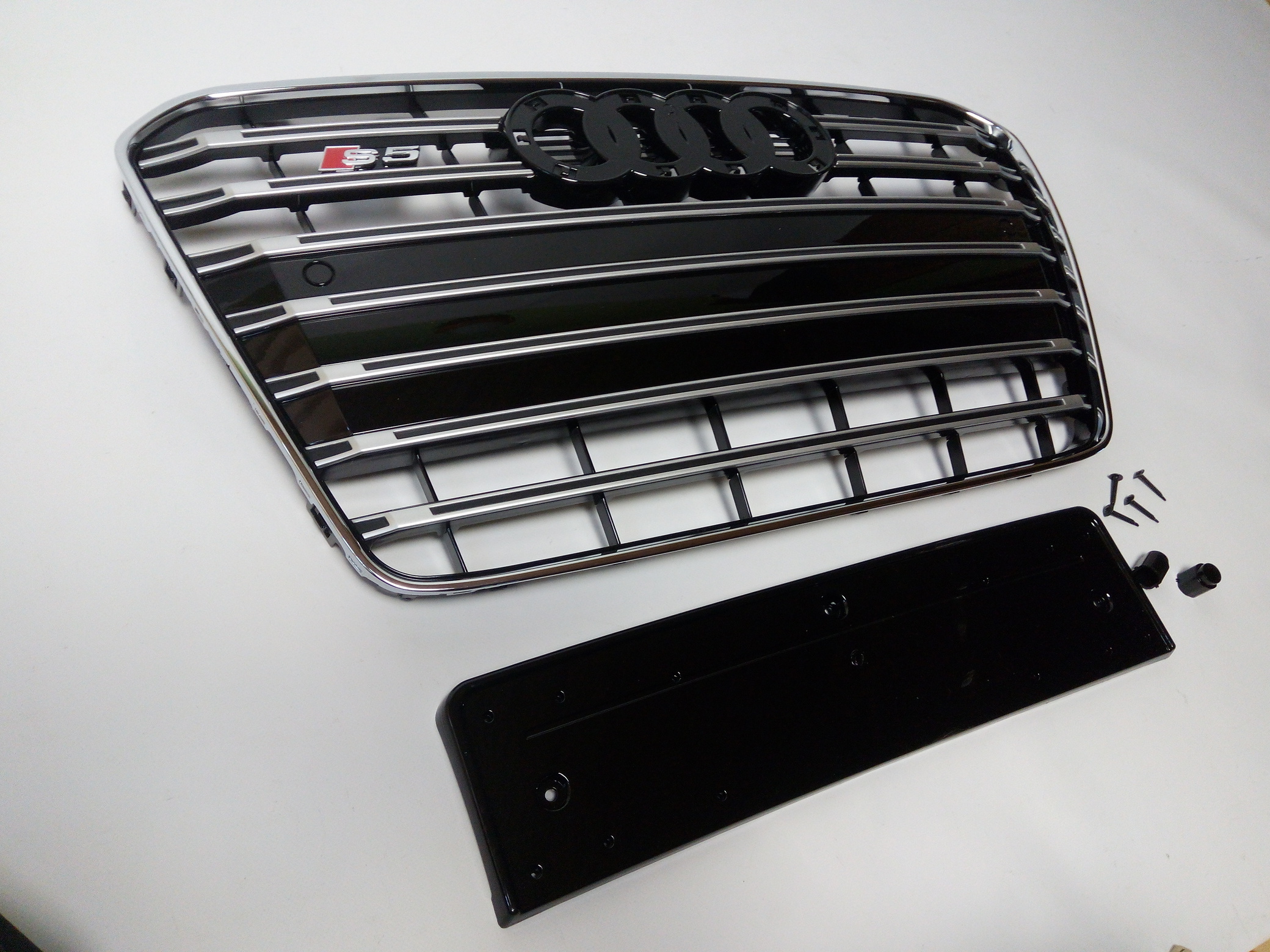 Atrapa grill Audi A5 2011-2015 8T po liftingu styl S5 Chrom