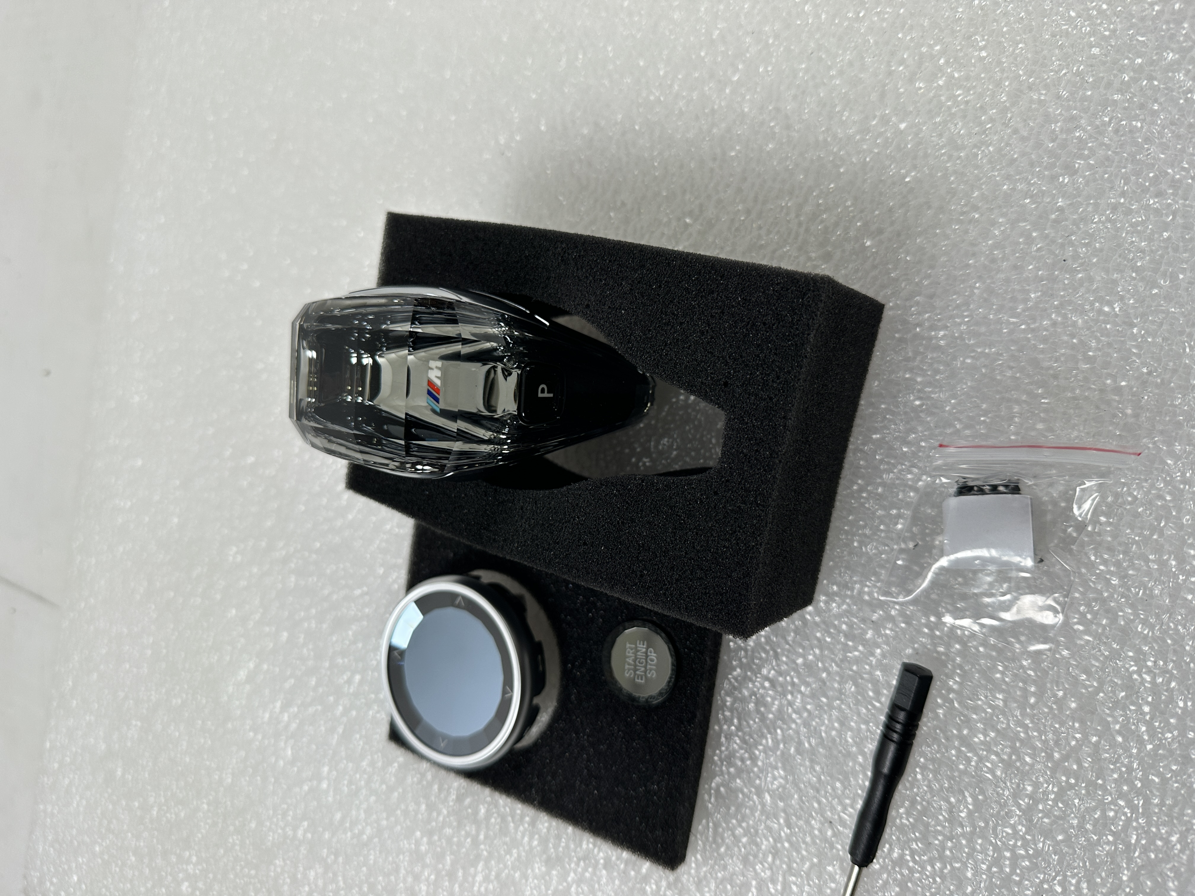 Gałka zmiany biegów krystał do BMW 2 3 4 X3 X4 X5 X6 X7 G-seria logo M