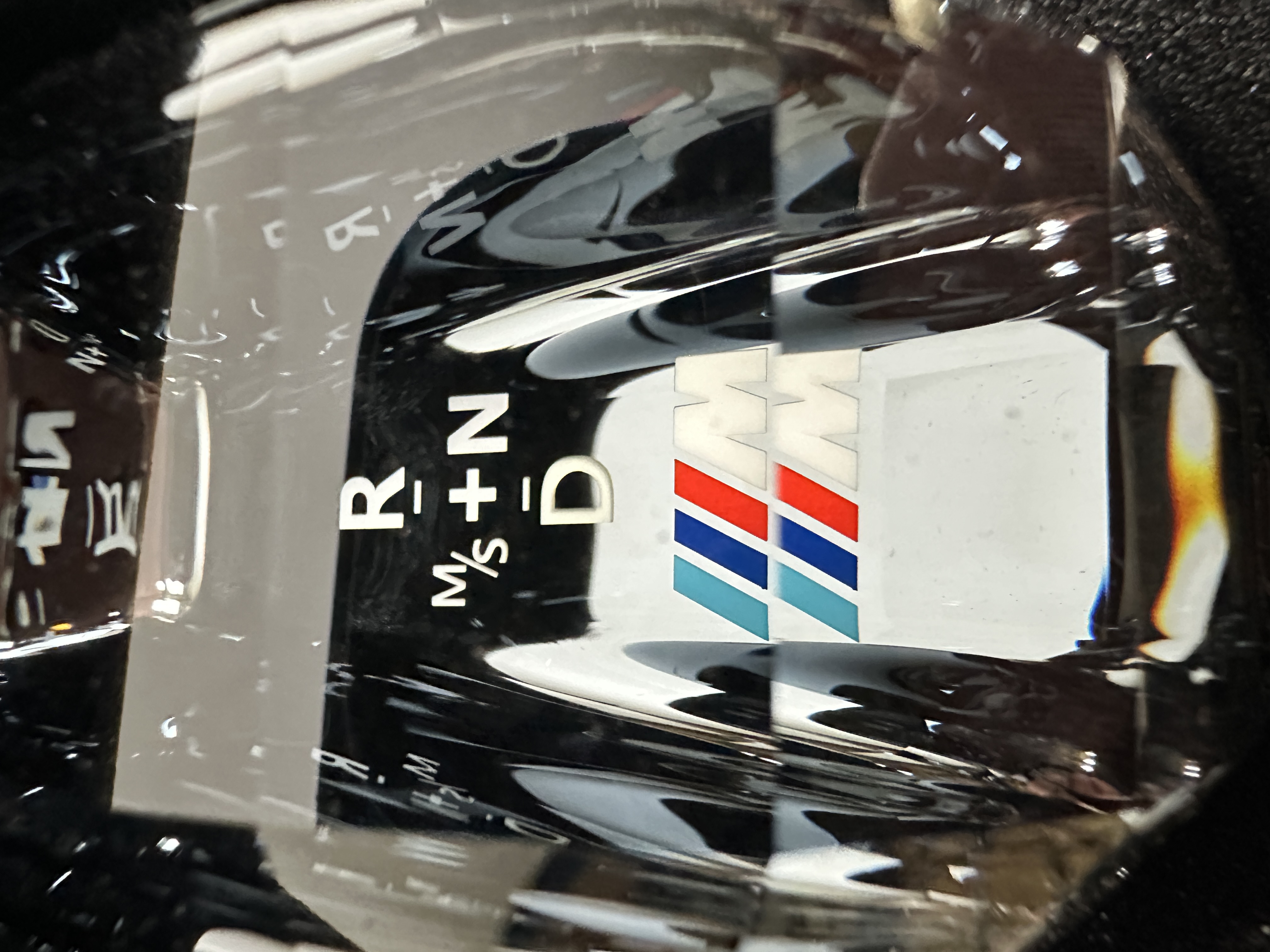 Gałka zmiany biegów krystał do BMW 5, 7, 6 GT, X3, X4 G-seria logo "M"