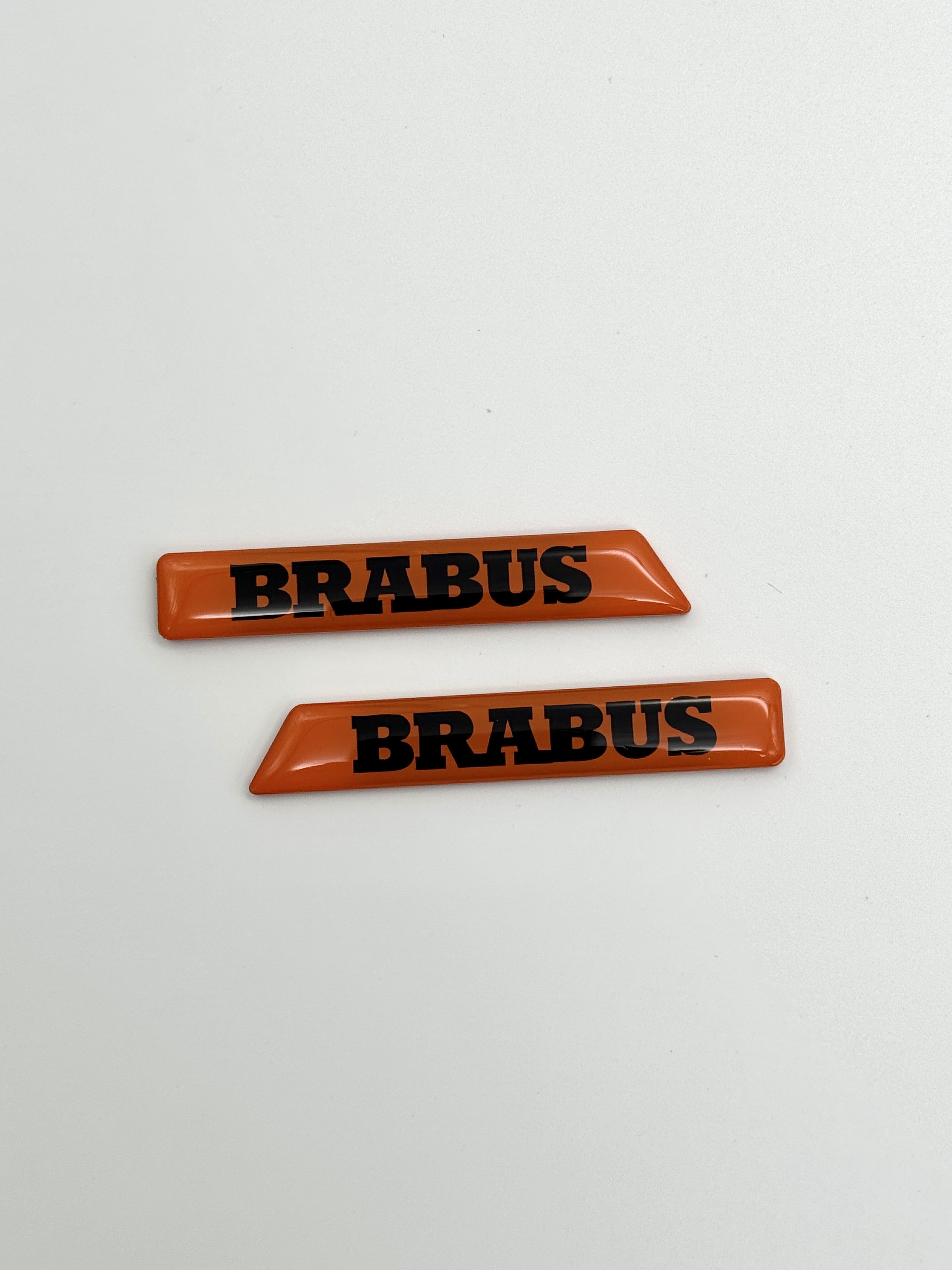 Zestaw emblematów Mercedes-Benz W463A W464 2018-2024 G-klasa styl Brabus orange