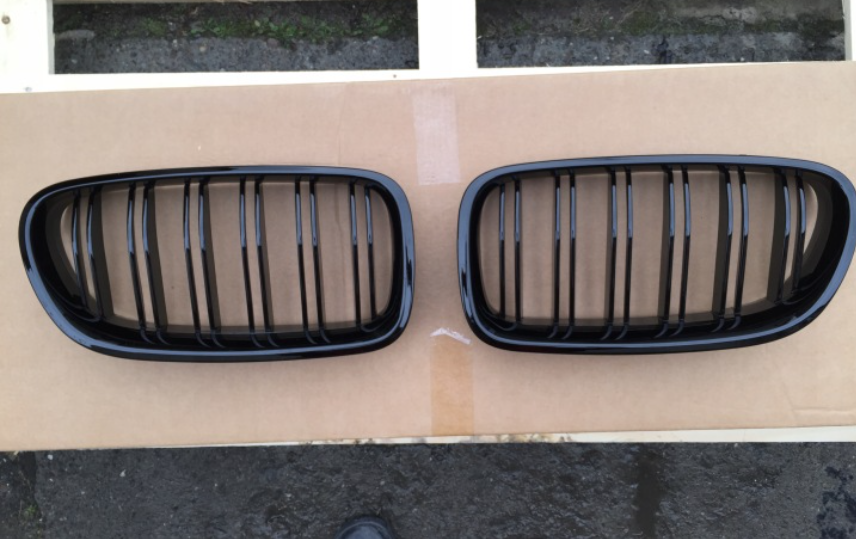 Grill nerki BMW 5 F10 2010-2016 czarny połysk