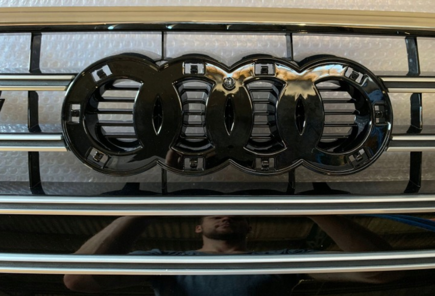 Atrapa grill Audi A4 2011-2014 B8 po liftingu styl S4 Chrom