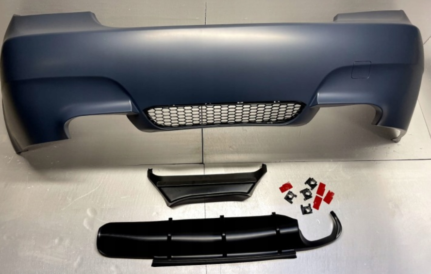 Zderzak tylny BMW E60 2003-2010 styl M5