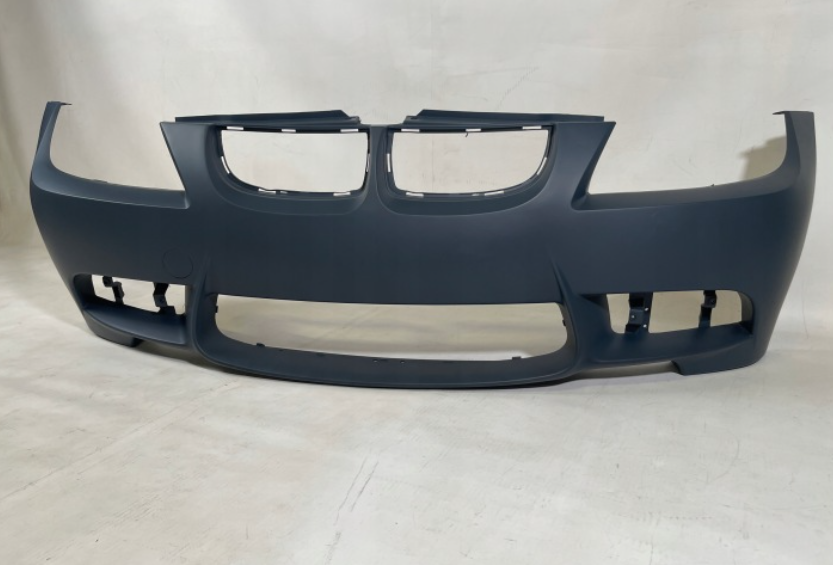 ZDERZAK PRZEDNI BMW E90 2005-2008 styl M3 w stylu M3 halogeny