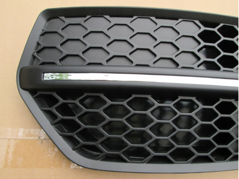 Kratki halogenów zderzak Audi Q5 2008-2011