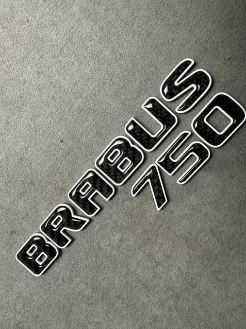 Napis Brabus 750 white i karbon Mercedes-Benz W463A W464 2018-2024 G-klasa