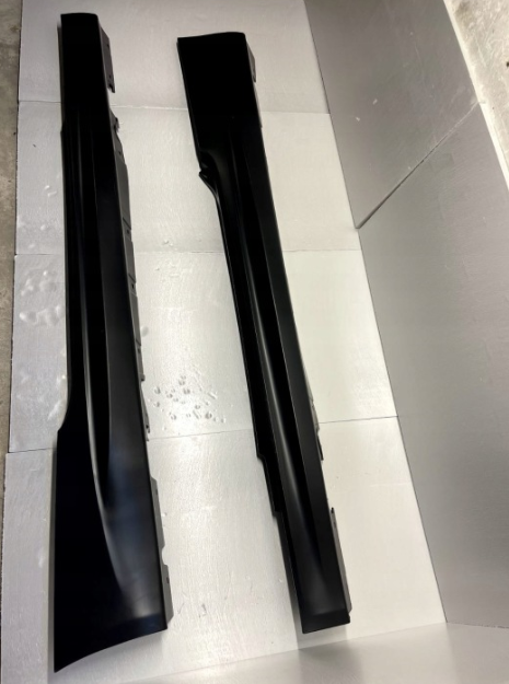 Progi boczne BMW E92 06-10 w stylu M3
