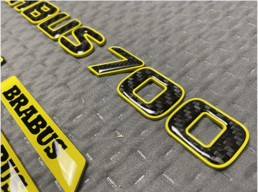 Zestaw emblematów Mercedes-Benz W463A W464 2018-2024 G-klasa styl Brabus Rocket 700 yellow