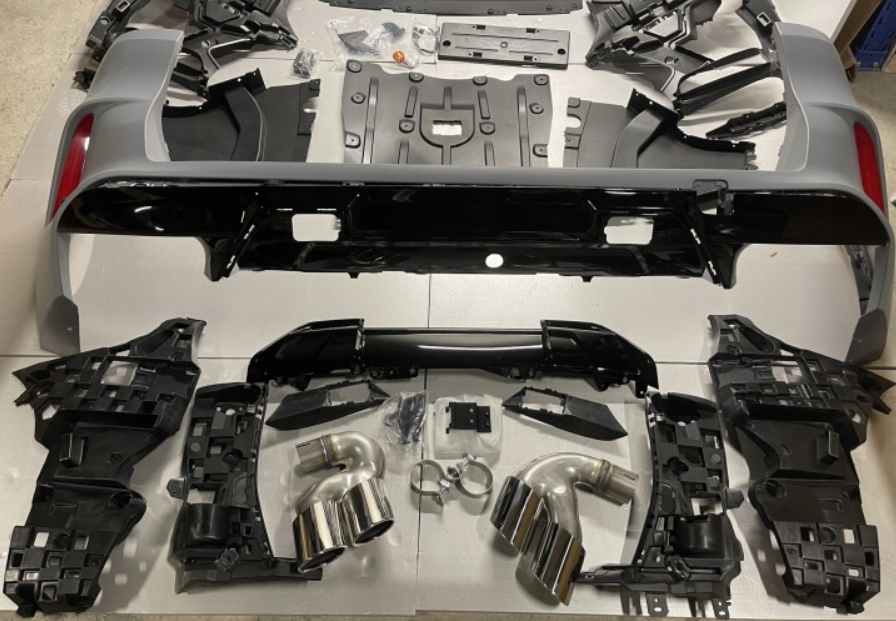 Body kit zderzak przód tył progi BMW X5 G05 2018- styl X5M F95