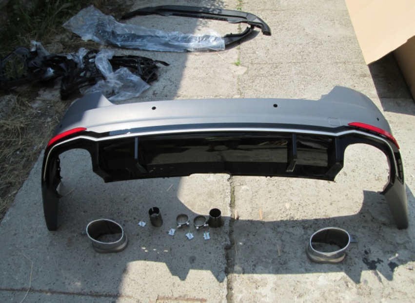 Tylny zderzak Audi A5 2016-2019 wzor Rs5 (4 DRZWI )