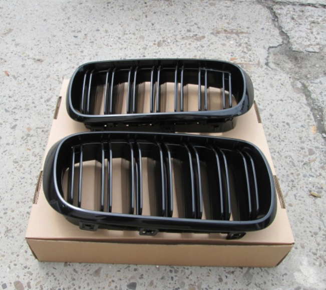 Grill nerki BMW X5 F15 M Pakiet (bez otworu)