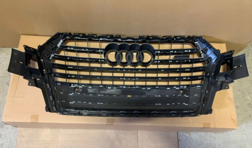 Atrapa grill Audi Q7 4M 2015- styl SQ7 Black Quattro