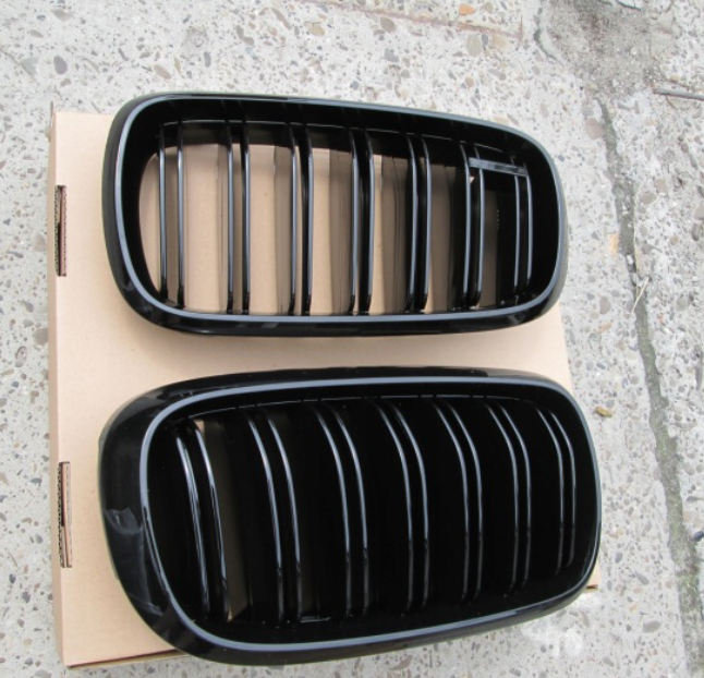 Grill nerki BMW X5 F15 M Pakiet (bez otworu)