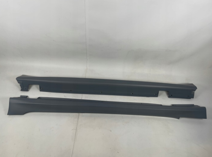 Listwy Progi boczne BMW E60 w stylu M5